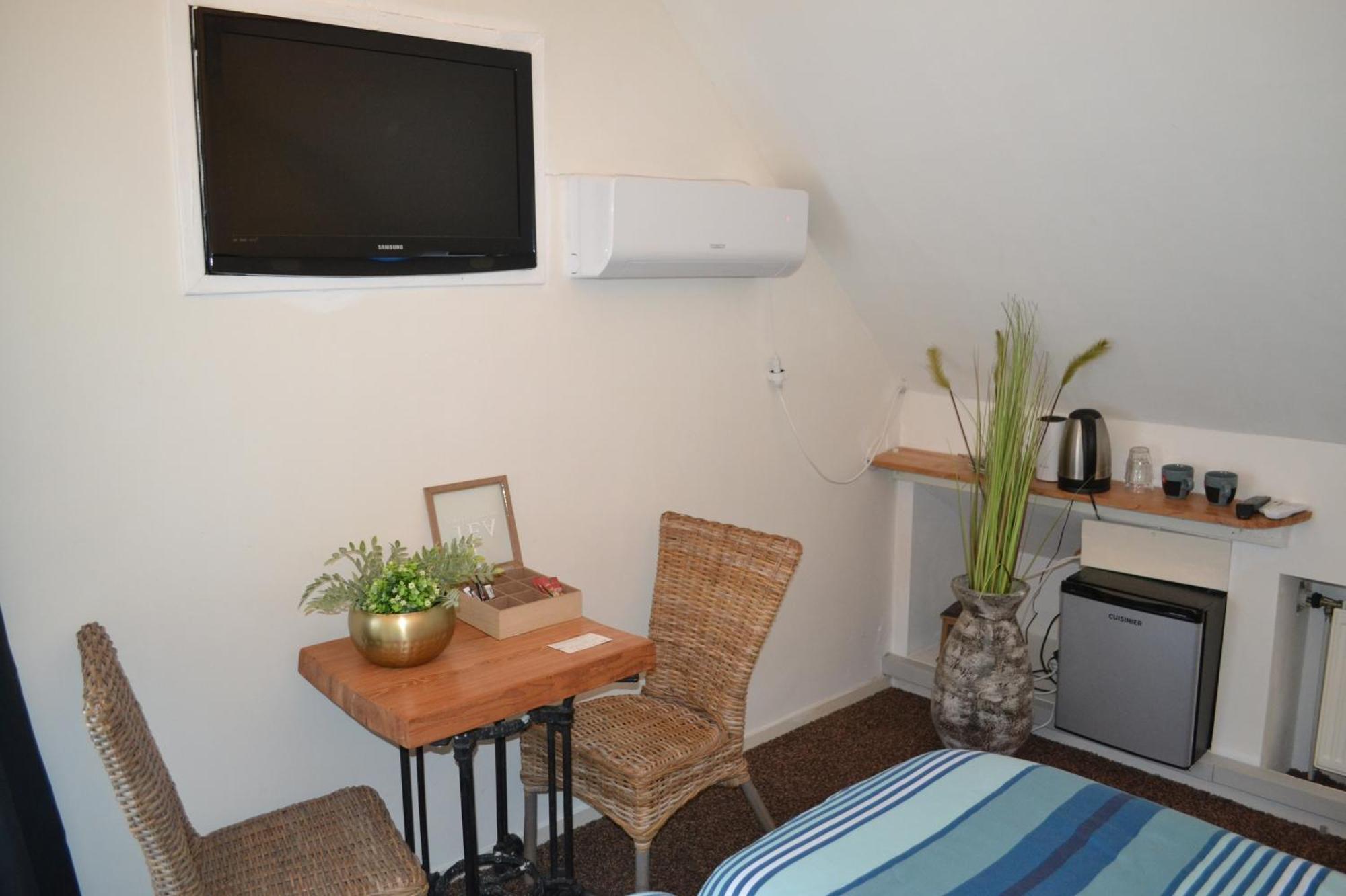 Reiderland Appartementen Centrum Bad Nieuweschans 50 Meter Supermarkt Екстериор снимка